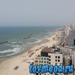 6. Побережье средиземного моря в Тель-Авиве с крыши одной из гостиниц. Апрель. Израиль 2015