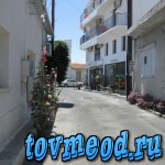 Узкие улочки в Ларнаке. Кипр